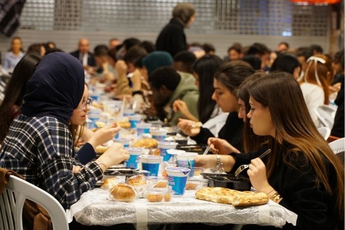 Altınbaş Community Members met at the traditional iftar event