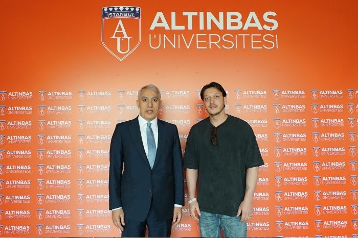 Mesut Özil visits our university  