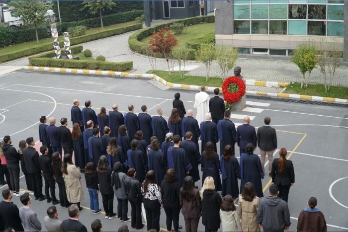 Atamızı bir kez daha saygı, minnet ve özlemle andık… 