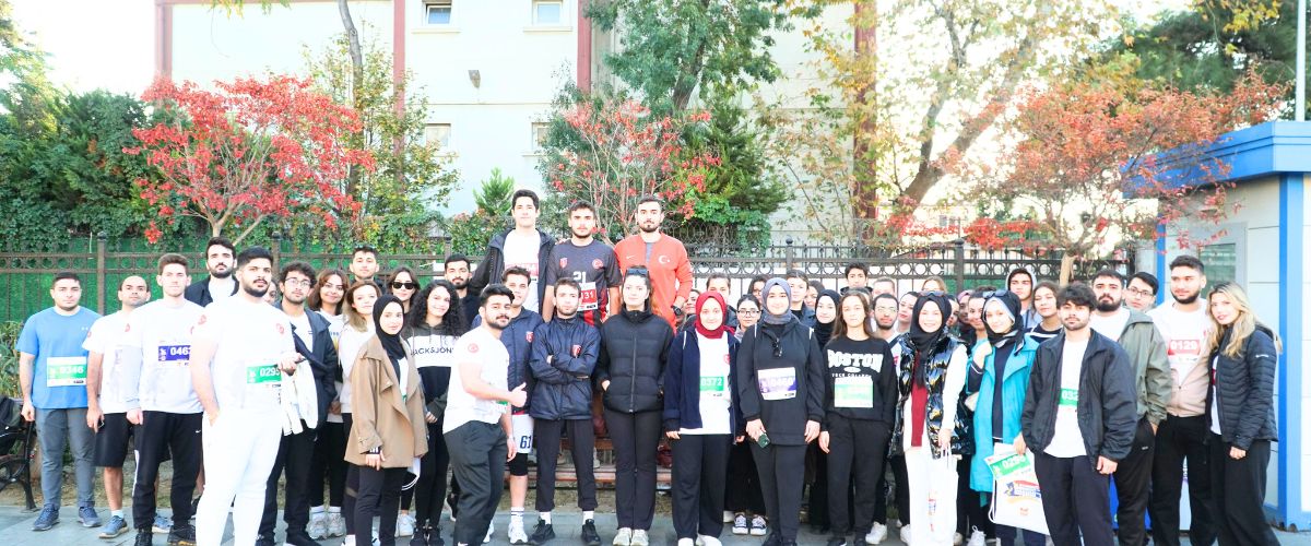 101 students participated in the Zeytinburnu Republic Run 