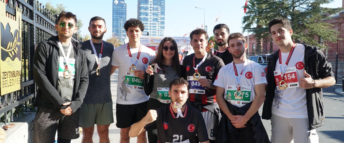 101 students participated in the Zeytinburnu Republic Run 