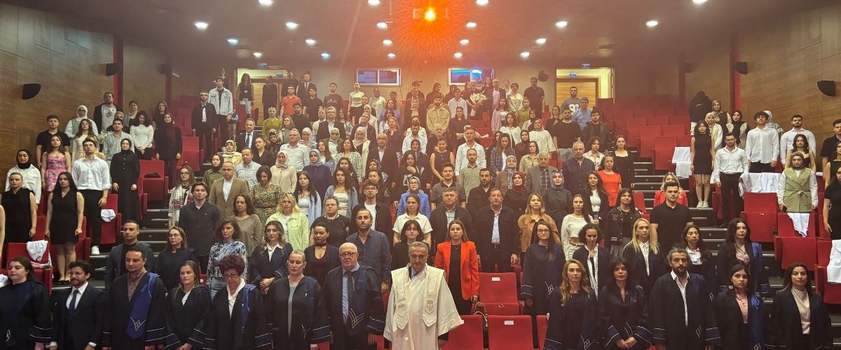 It's the turn of our Faculty of Pharmacy for the white coat excitement! 