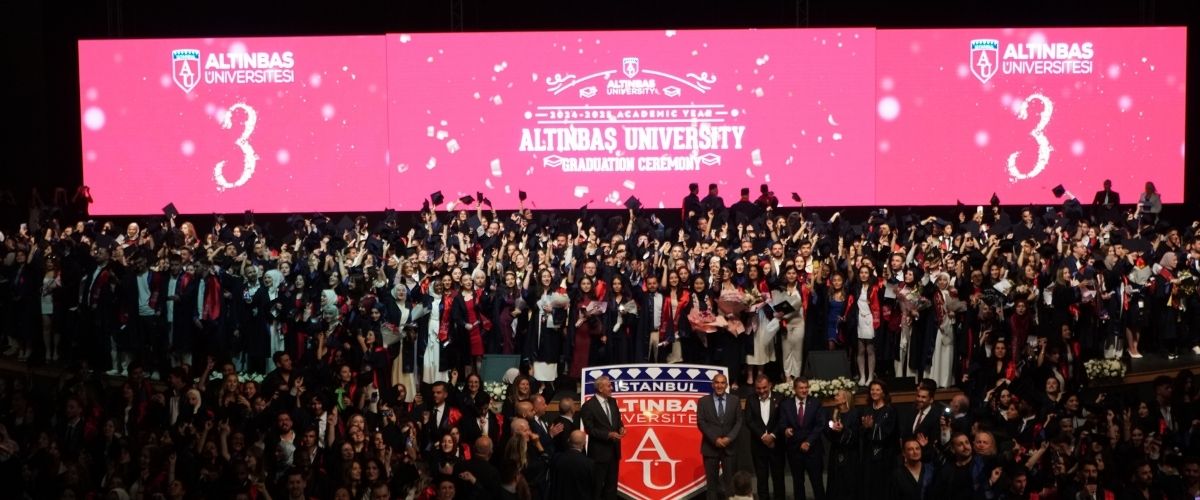 Altınbaş’ta mezuniyet coşkusu  