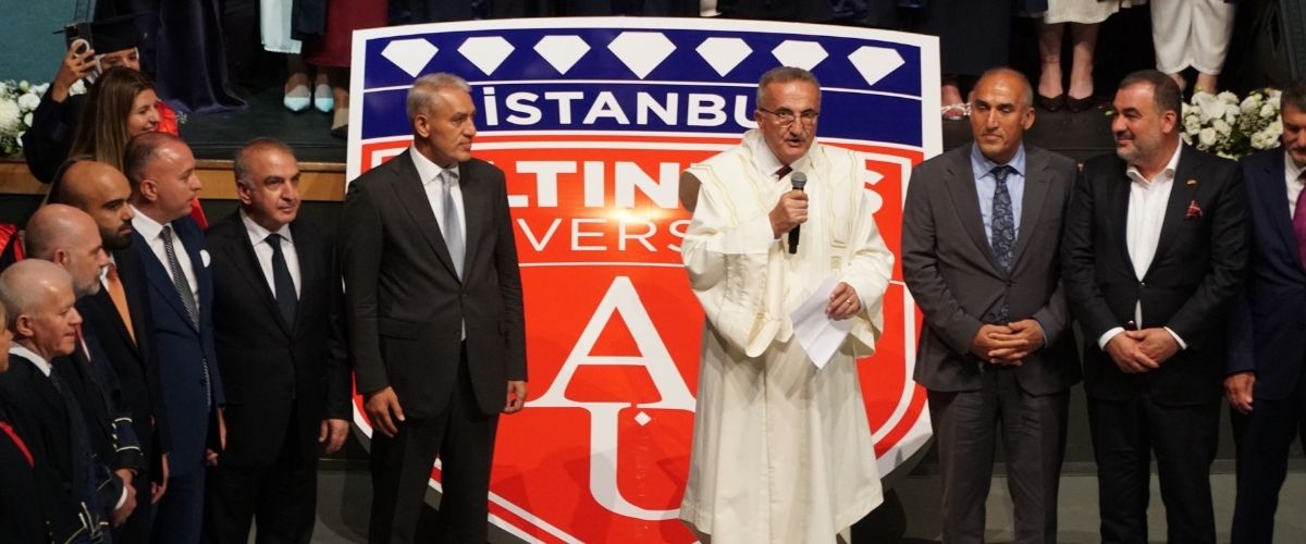 Altınbaş’ta mezuniyet coşkusu  