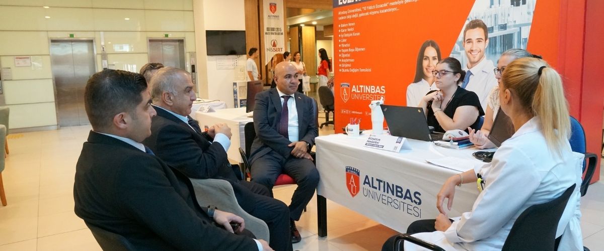 Mütevelli Heyetimizden tercih merkezlerine anlamlı ziyaret 