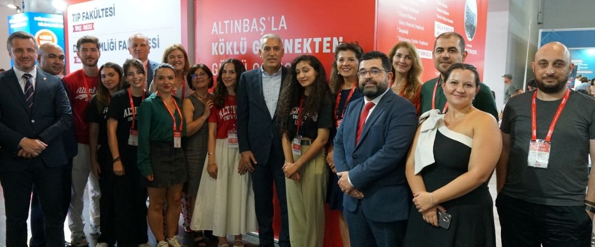 Üniversite Tercih Fuarı’nda Altınbaş’a yoğun ilgi 