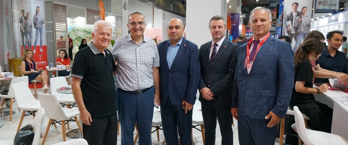 Üniversite Tercih Fuarı’nda Altınbaş’a yoğun ilgi 