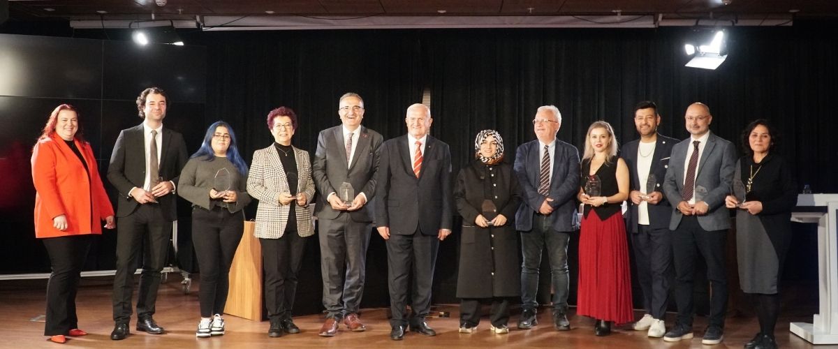 Why Is Türkiye Lagging Behind in Organ Donation? Experts Answered from a 360-Degree Perspective 